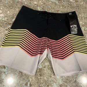 Billabong T Street Men’s Boardshorts 34 NWT